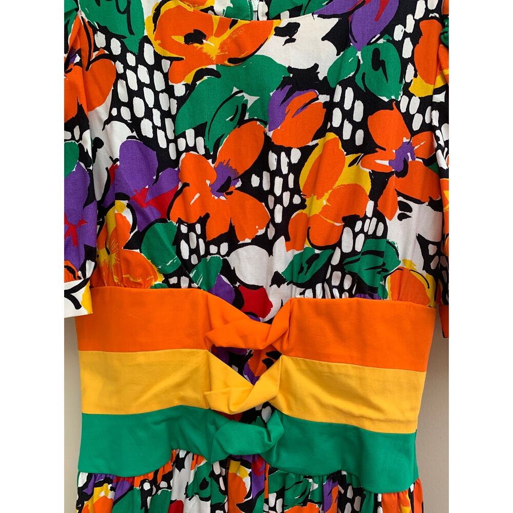 Woman's Vintage Leslie Lucks Color Explosion Cotton Flower Dress Size 6 - Picture 4 of 7